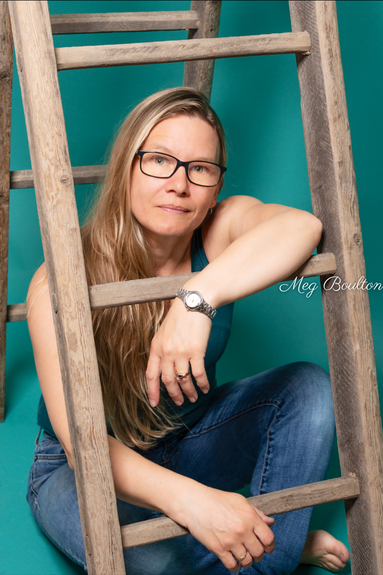 Hollowhills Portrait Photography Studio | 2 McCullogh Dr, Erin, ON N0B 1T0, Canada | Phone: (519) 217-7196