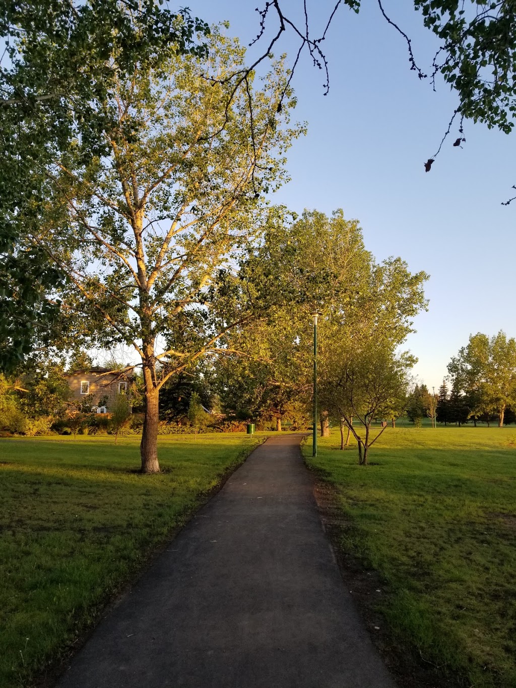 Lakeview Park | Lakeview, Saskatoon, SK S7J 3W3, Canada