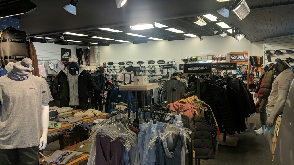 Sunshine & Ski Ltd + Track & Trail | 4403 Albert St, Regina, SK S4S 6B6, Canada | Phone: (306) 584-2255
