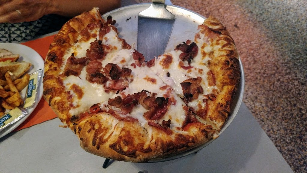 Pizzéria Circuit | 656, rue Jacques-Bédard, Quebec City, QC G2N 1C6, Canada | Phone: (418) 849-9403