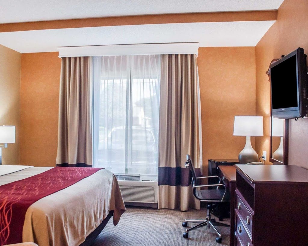 Comfort Inn Near Walden Galleria Mall | 475 Dingens St, Cheektowaga, NY 14206, USA | Phone: (716) 559-1512
