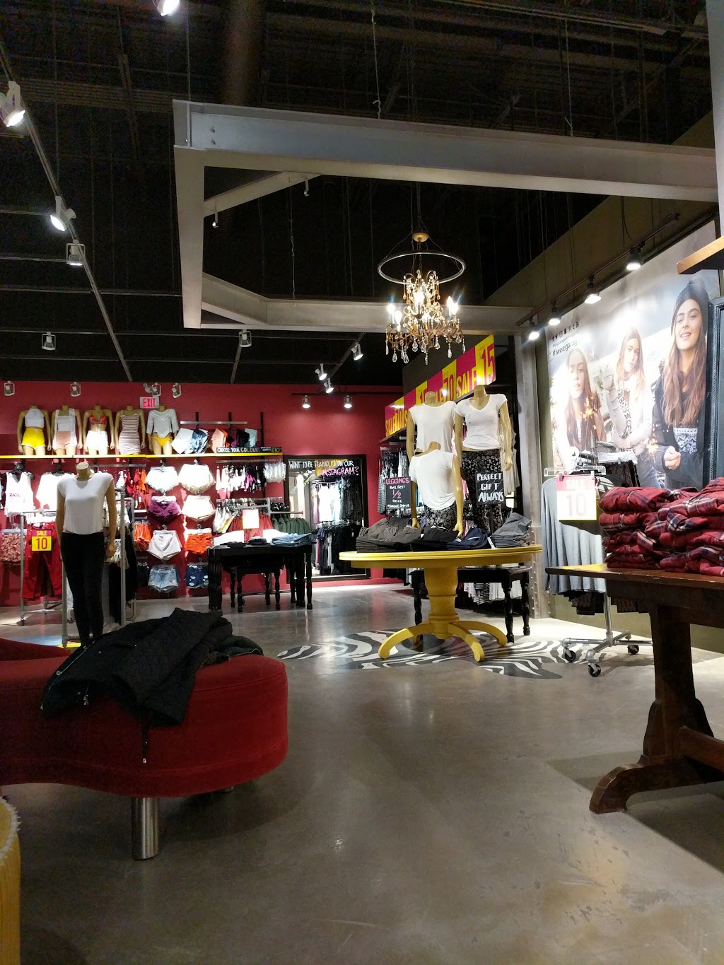 Garage | 6075 Mavis Rd #A, Mississauga, ON L5R 4G6, Canada | Phone: (905) 507-0164