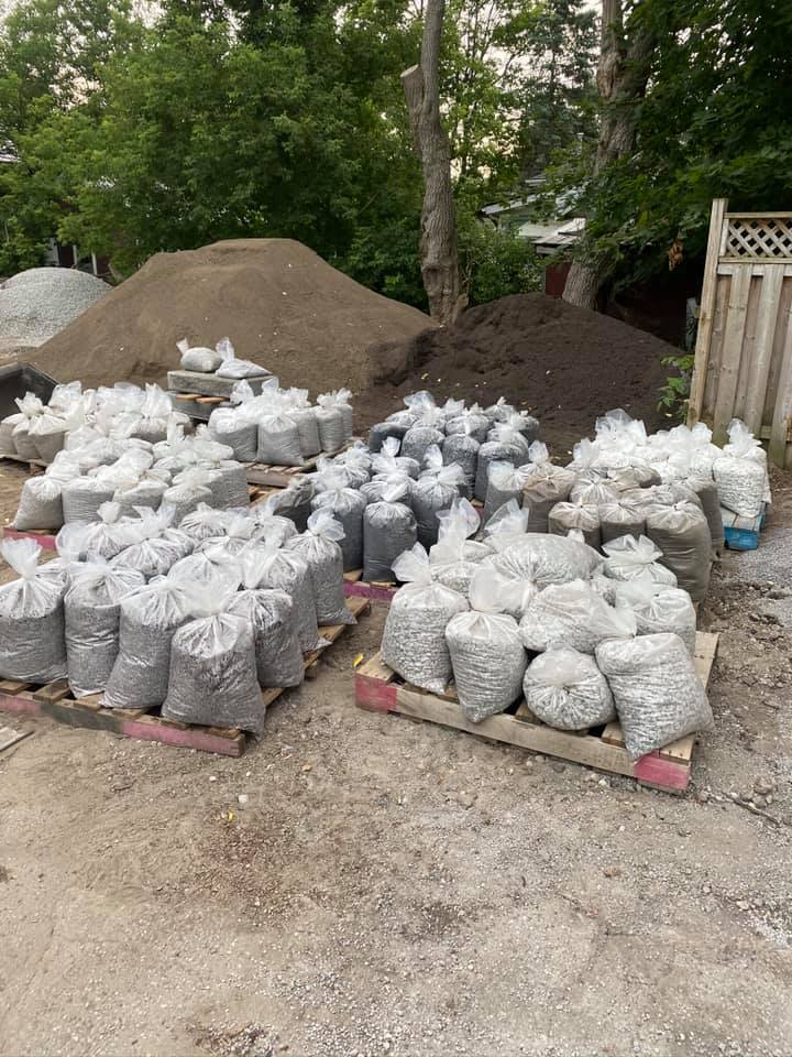 Emerald Green Landscape Supply | 103 Queen St, Lindsay, ON K9V 1G7, Canada | Phone: (705) 304-1341
