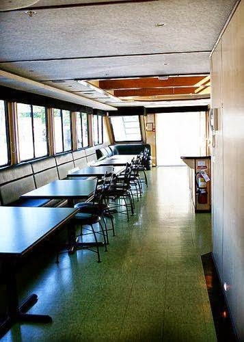 The Lake Lounge | 230 Queensway Ave., Kelowna, BC V1Y 6N2, Canada | Phone: (778) 753-5888