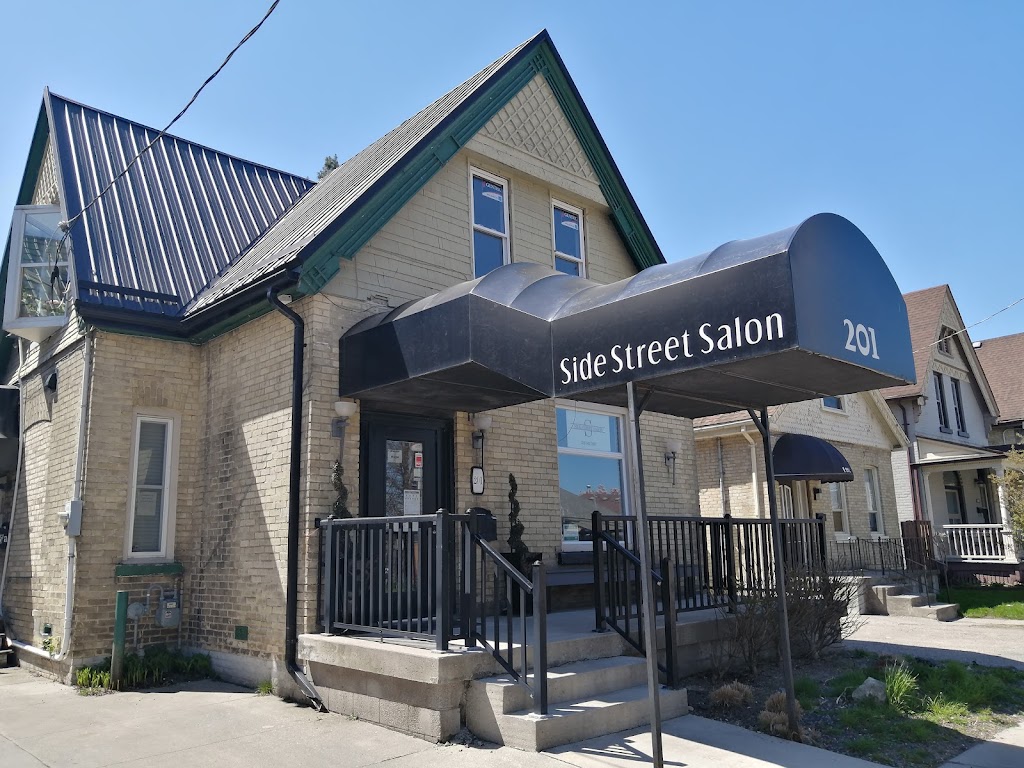 Side Street Salon | 201 John St, London, ON N6A 1N9, Canada | Phone: (519) 642-7997