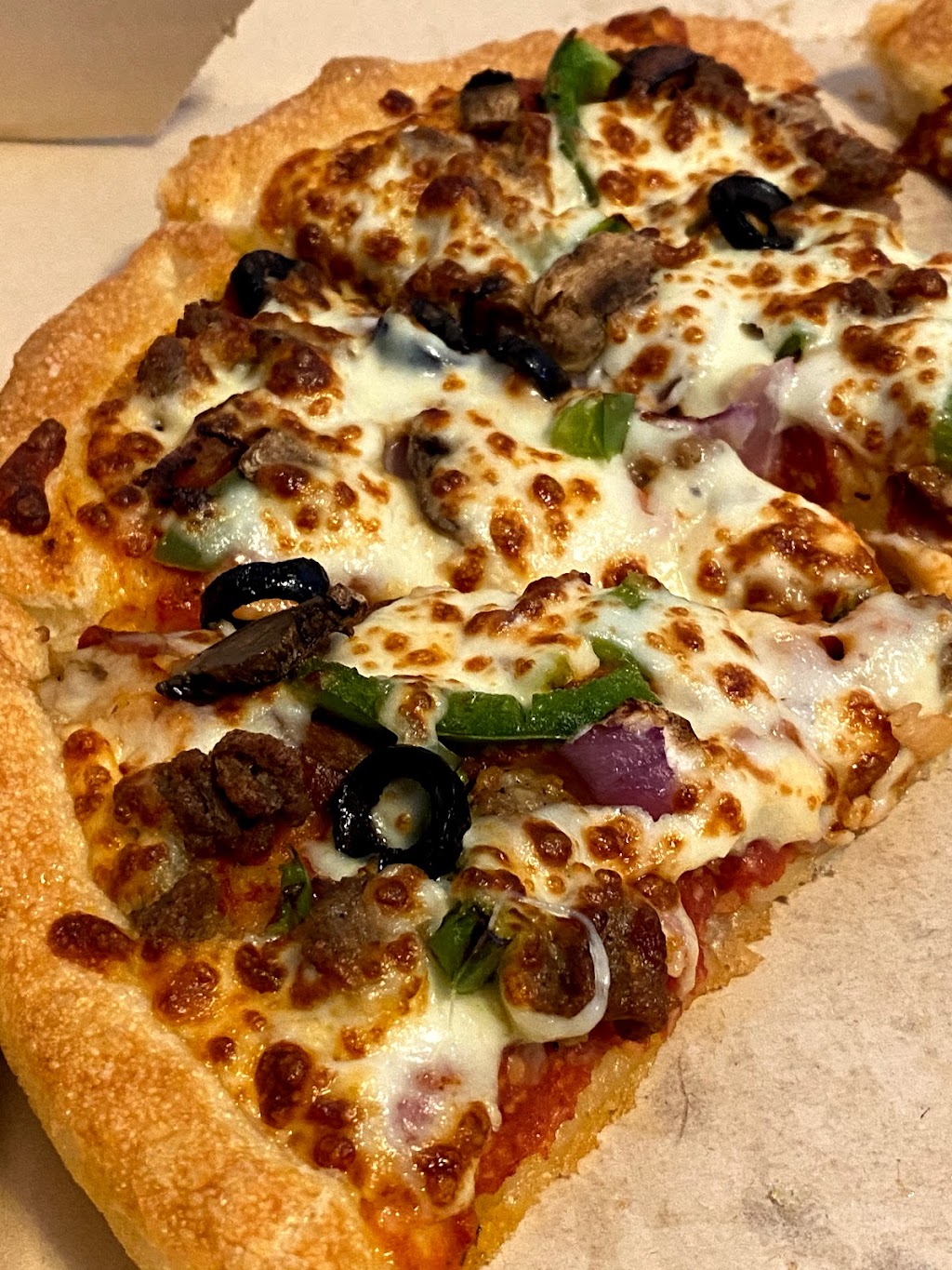 Pizza Hut | 450 Garrison Rd Unit # 130, Fort Erie, ON L2A 1N2, Canada | Phone: (905) 994-9666