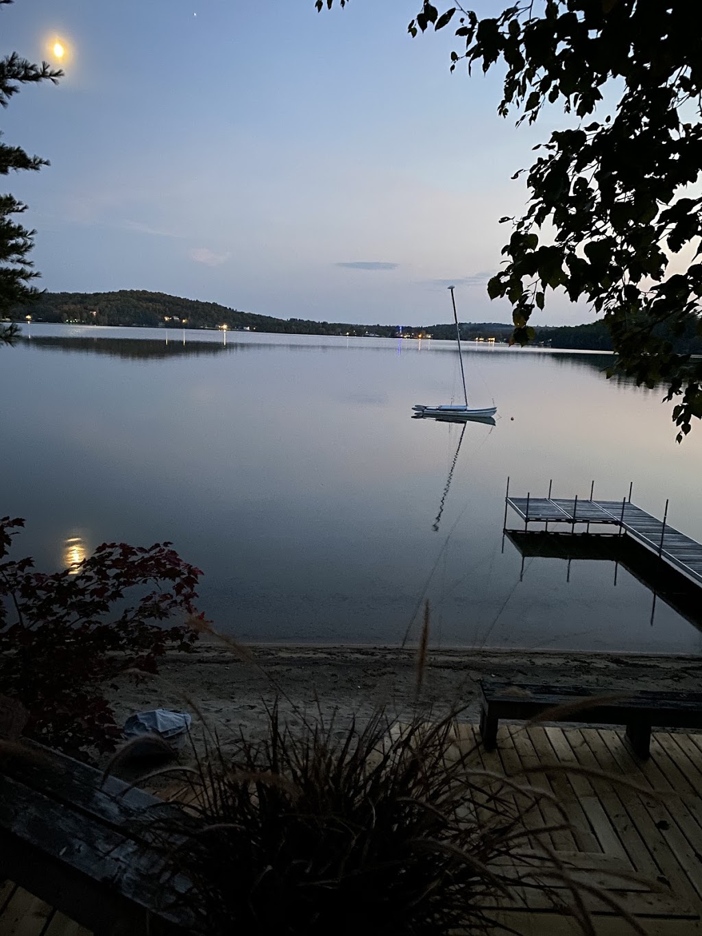 A Summerhouse, Chemin de la Belle Plage, Blue Sea | 6 P’tit, Chemin de la Belle Plage, Blue Sea, QC J0X 1C0, Canada | Phone: (819) 463-4523