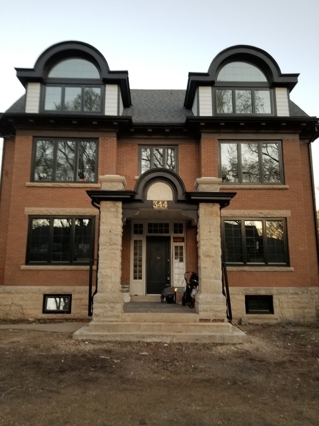 Up Front Exteriors Sales & Svc | 45 Havelock Ave, Winnipeg, MB R2M 1H1, Canada | Phone: (204) 771-9791