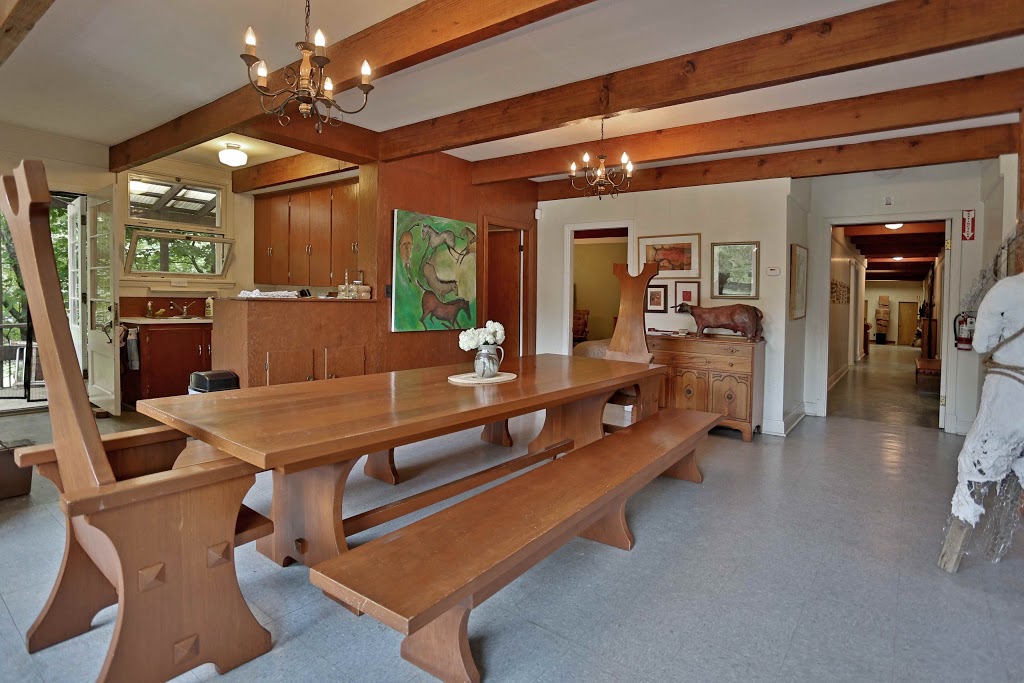Rozynski Arts Center | 2133 Chemin de Ways Mills, Barnston-Ouest, QC J0B, Canada | Phone: (819) 838-1657