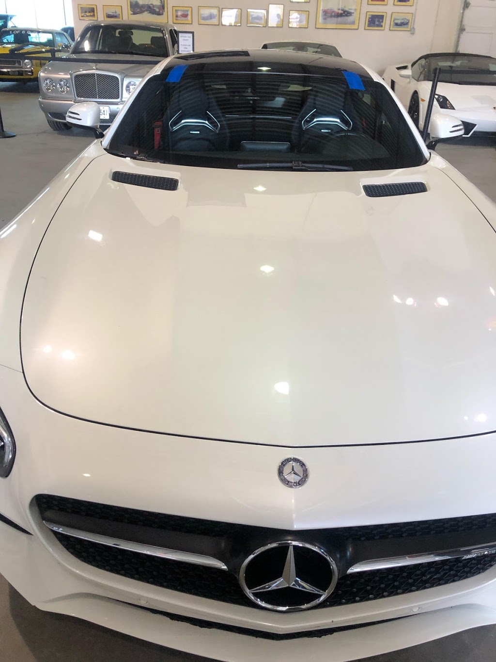 Canada Auto Glass | 3451 Angel Pass Dr, Mississauga, ON L5M 7N5, Canada | Phone: (647) 447-7562