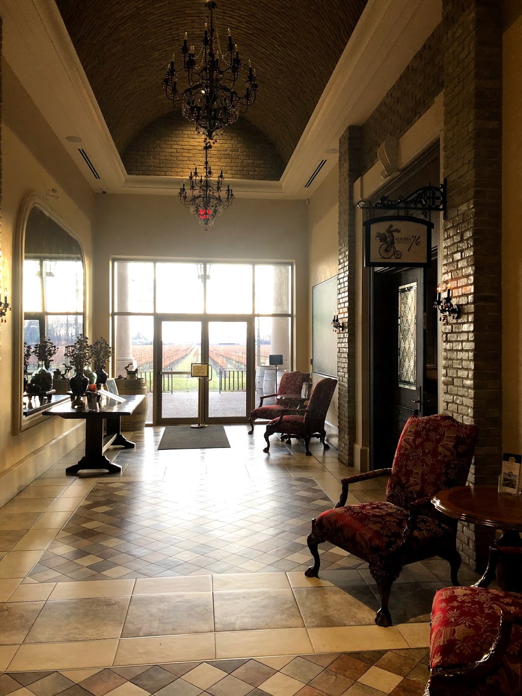 Two Sisters Vineyards | 240 John St E, Niagara-on-the-Lake, ON L0S 1J0, Canada | Phone: (905) 468-0592