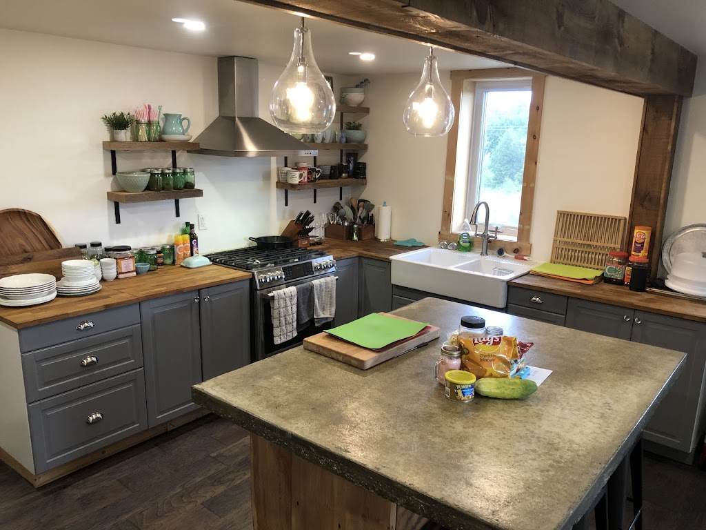 Tidy Maid | 1316 Hiawatha Line, Otonabee-South Monaghan, ON K9J 6X8, Canada | Phone: (705) 417-5164