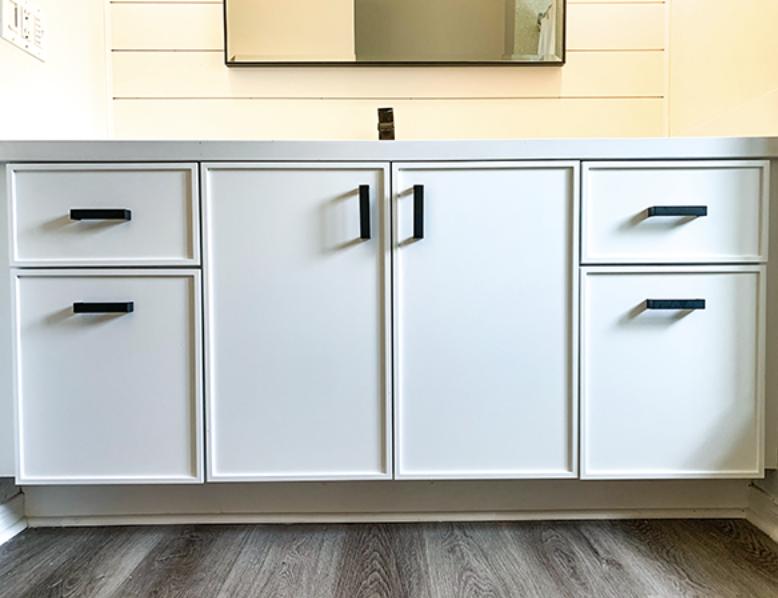 Nieu Cabinet Doors | 3176 Ridgeway Dr Unit 59, Mississauga, ON L5L 5S6, Canada | Phone: (905) 820-4474