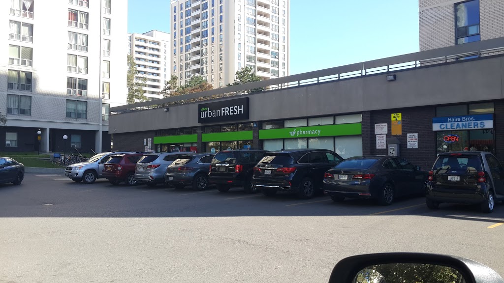 Sobeys Urban Fresh Rosebury Square | 145 Marlee Ave, York, ON M6B 3H3, Canada | Phone: (416) 781-0145