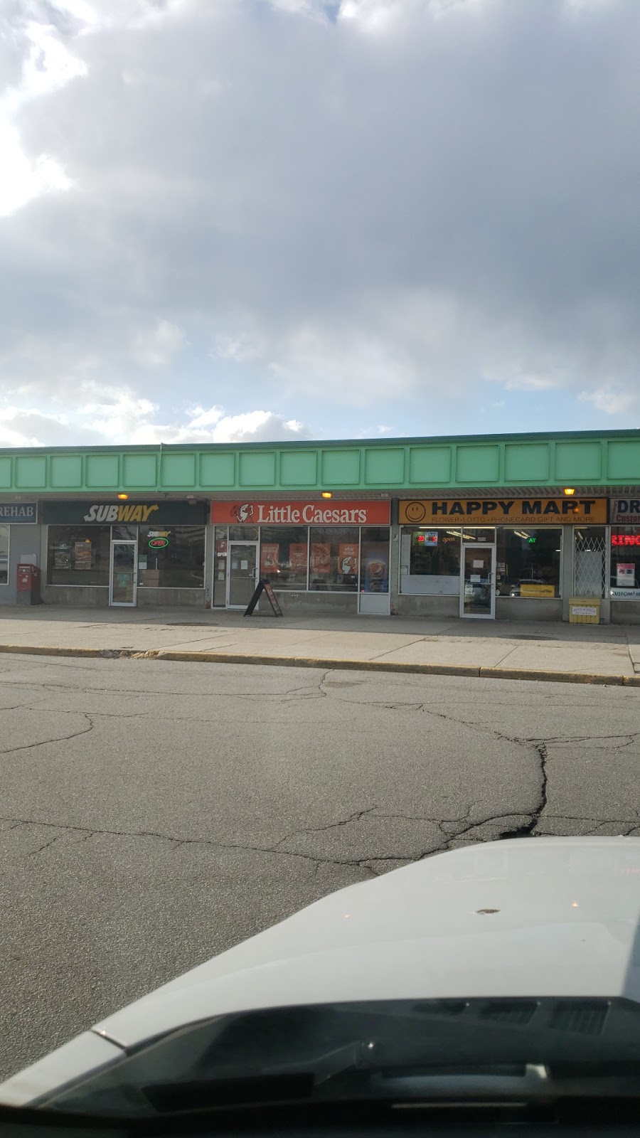 Little Caesars Pizza | 2872 Ellesmere Rd, Scarborough, ON M1E 4B8, Canada | Phone: (416) 284-0000
