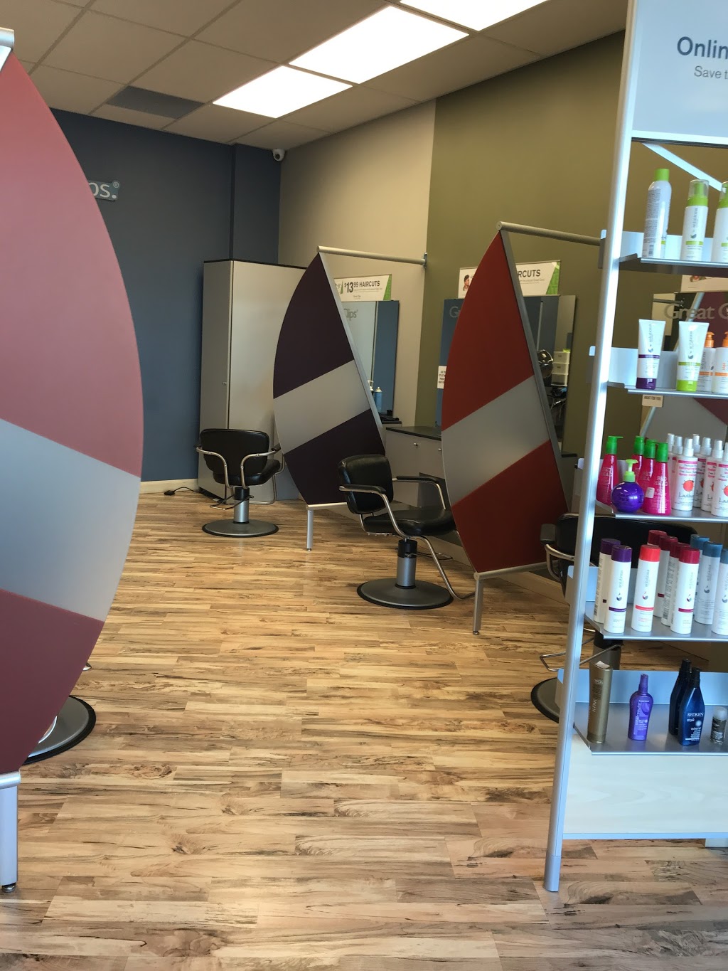 Great Clips | 720 Centre St Unit D4, Thornhill, ON L4J 0A7, Canada | Phone: (905) 882-8884