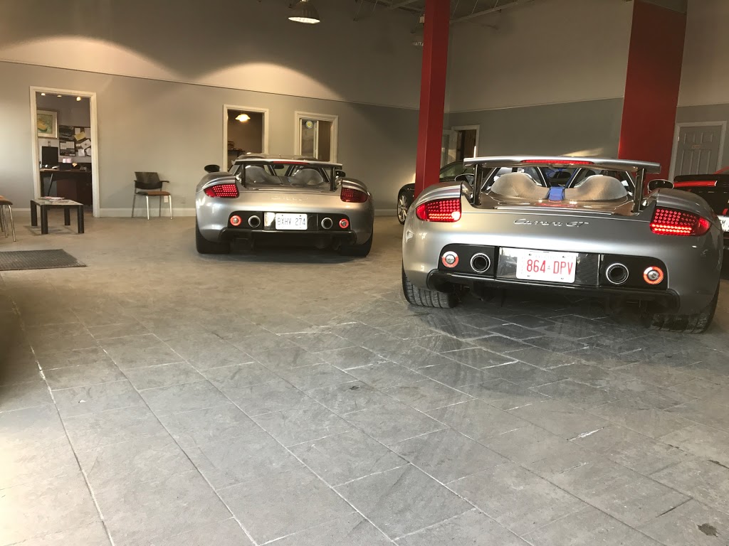 J R Body Shop | 50 Jamie Av, Nepean, ON K2E 6T6, Canada | Phone: (613) 224-6116