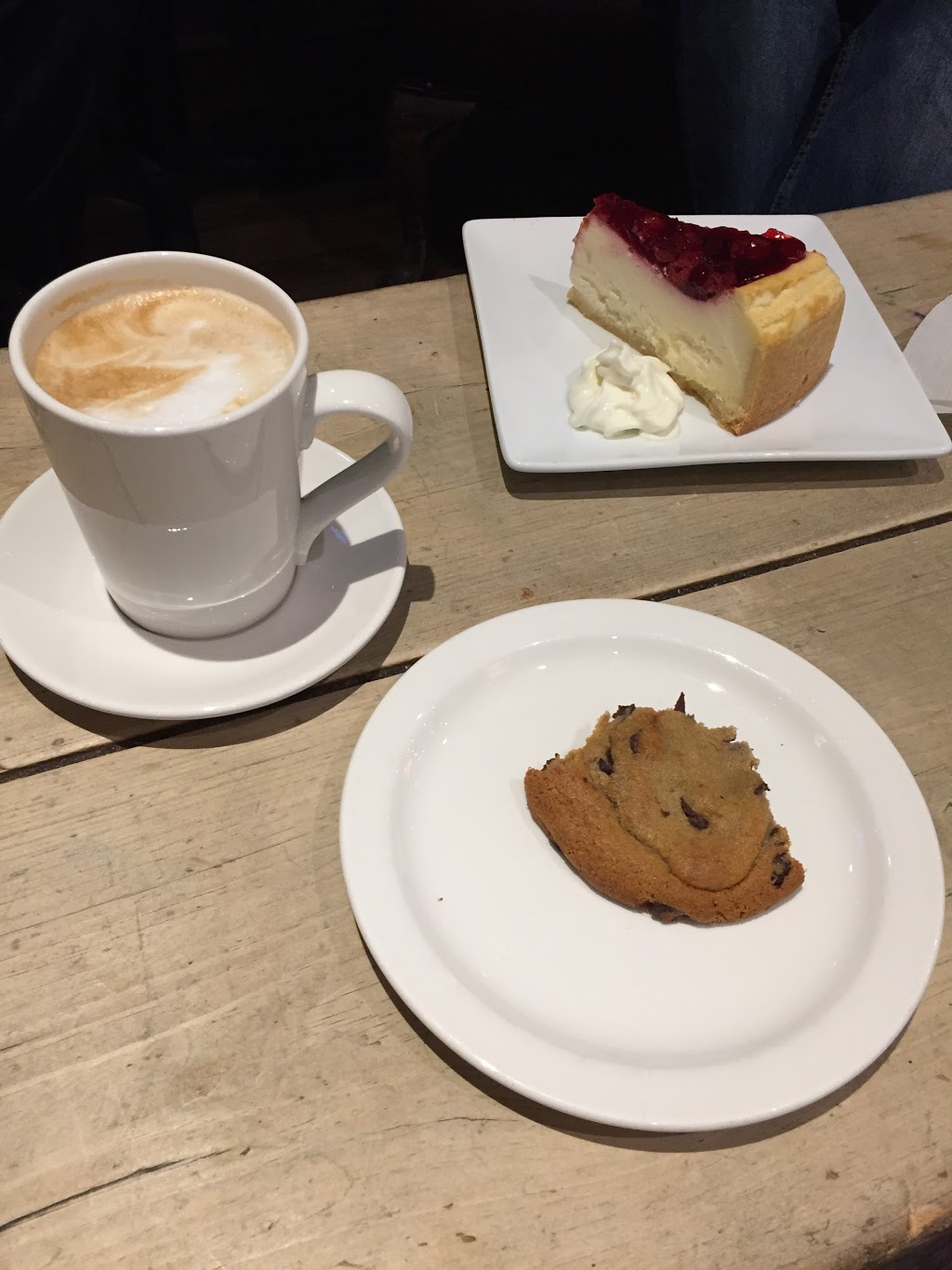 Coffee Lodge Point Edward | 1 Bridge St, Point Edward, ON N7V 4J5, Canada | Phone: (519) 336-5333