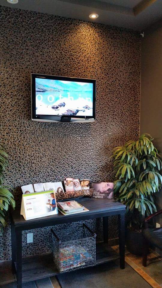 Burlington Dental Centre | 1435 Plains Rd E, Burlington, ON L7R 3P9, Canada | Phone: (905) 637-3777