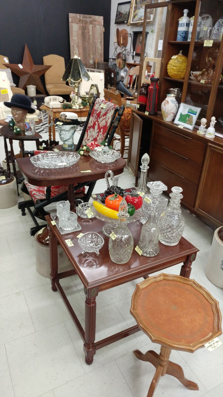 Port Perrys Vintage Market | 1894 Scugog St, Port Perry, ON L9L 1H7, Canada | Phone: (905) 982-8775