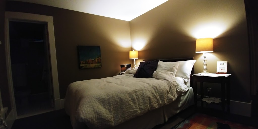 Thistledown House | 3910 Capilano Rd, North Vancouver, BC V7R 4J2, Canada | Phone: (604) 986-7173
