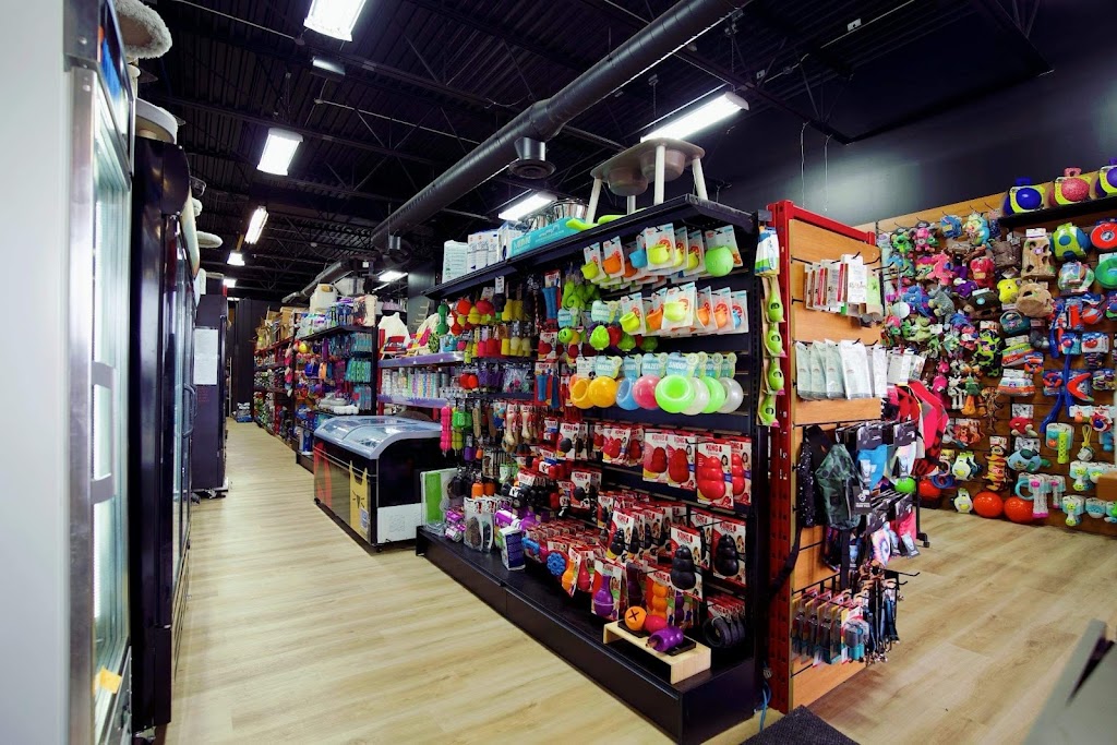 Nutrition Animale René-Lévesque | 750 Bd René-Lévesque, Drummondville, QC J2C 7N7, Canada | Phone: (819) 850-8605