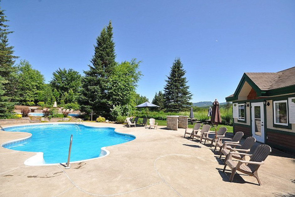 Aiglon - Tremblant Sunstar | 1641 Chem. du Golf, Mont-Tremblant, QC J8E 2K6, Canada | Phone: (888) 221-1411