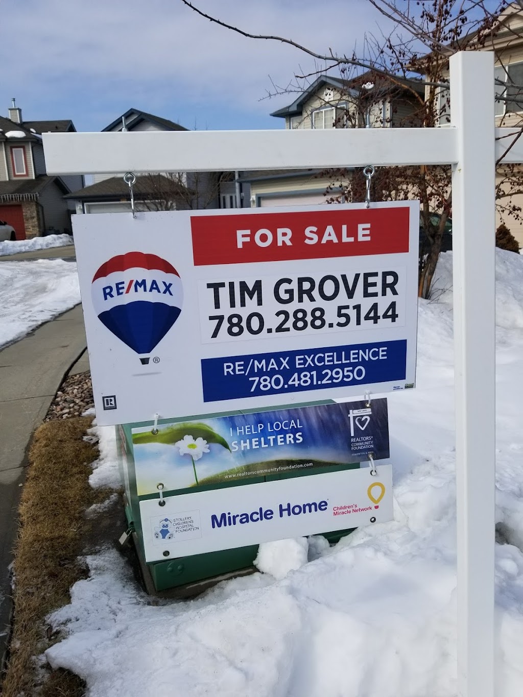 Edmonton Real Estate Team | 5607 199 St NW #201, Edmonton, AB T6M 0M8, Canada | Phone: (780) 288-5144