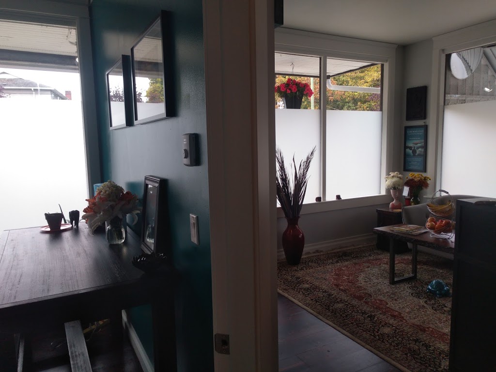 Fairfield Psychology | 1702 Lillian Rd, Victoria, BC V8S 1K9, Canada | Phone: (778) 766-3999