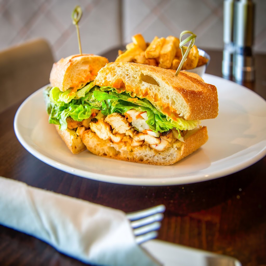 Drinkwaters Lounge | 10695 Lakeshore Rd, Port Alberni, BC V9Y 8Z8, Canada | Phone: (250) 723-2722