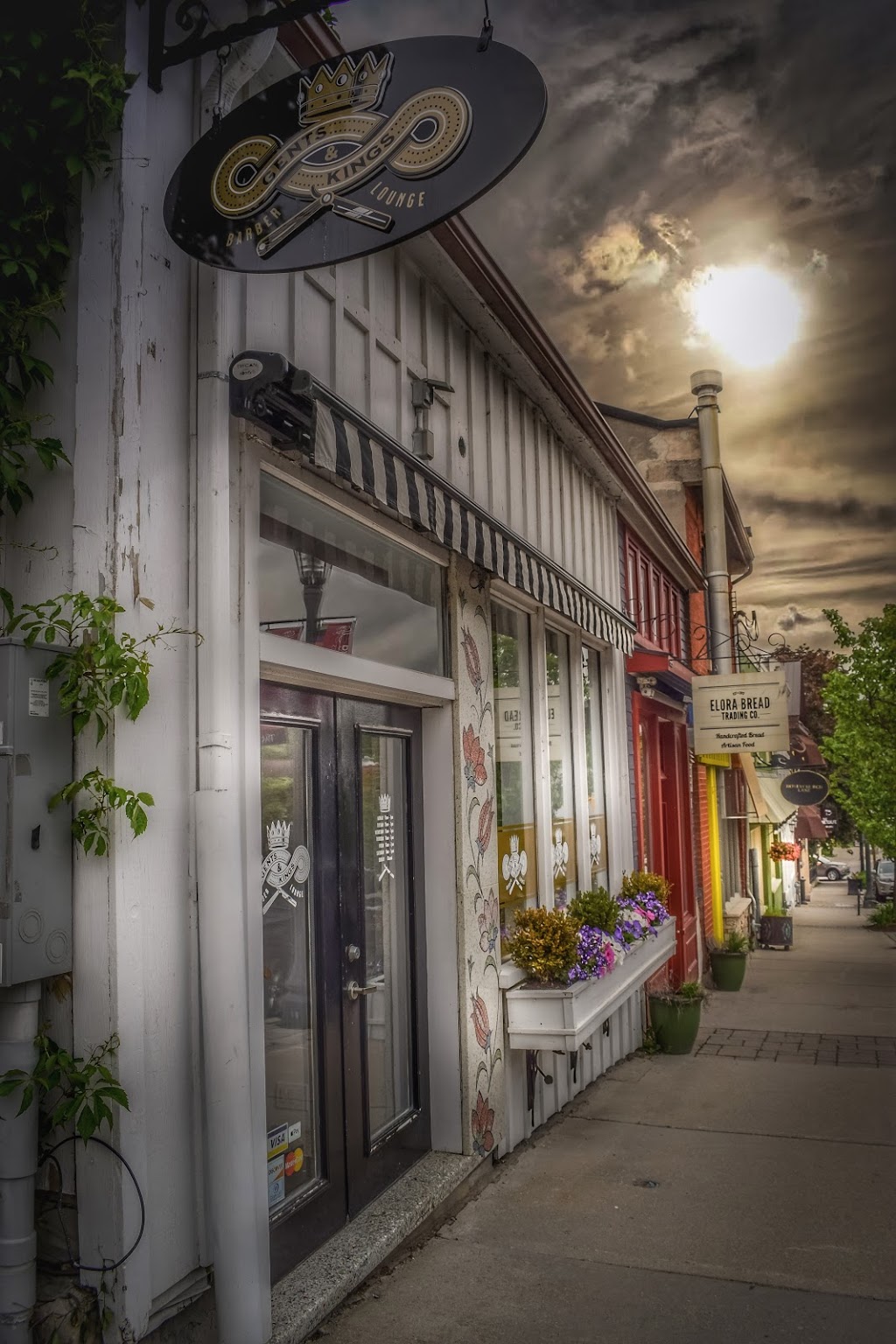 Jessica West Photography | 54 Victoria St, Elora, ON N0B 1S0, Canada | Phone: (519) 994-2707