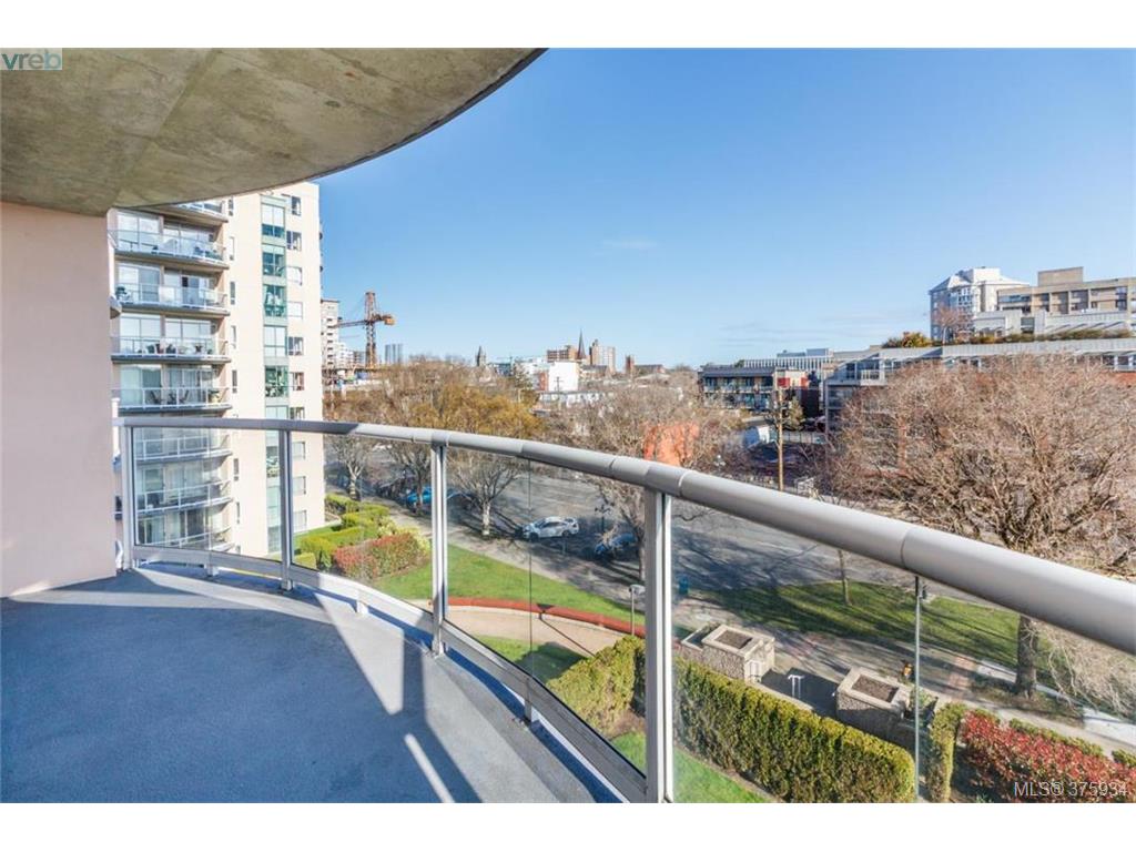 Tony Wang Realtor | 1784 Senwood Pl, Victoria, BC V8N 5E3, Canada | Phone: (250) 580-8669