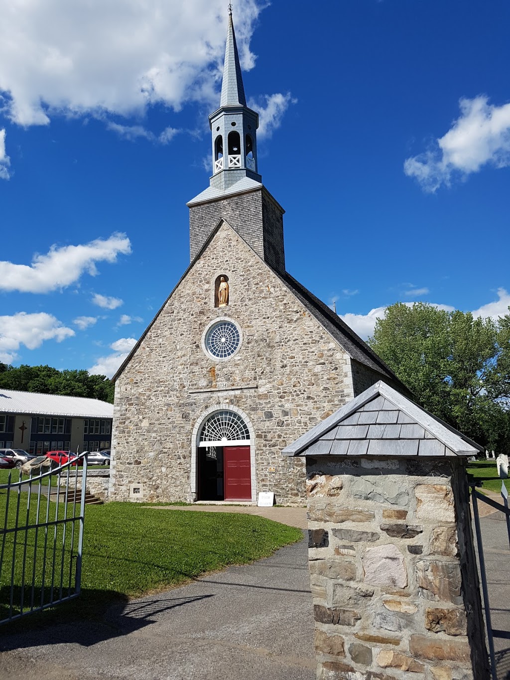 Église Saint-François | 351 Chemin Royal, Saint-François-de-lÎle-dOrléans, QC G0A 3S0, Canada | Phone: (418) 829-3100