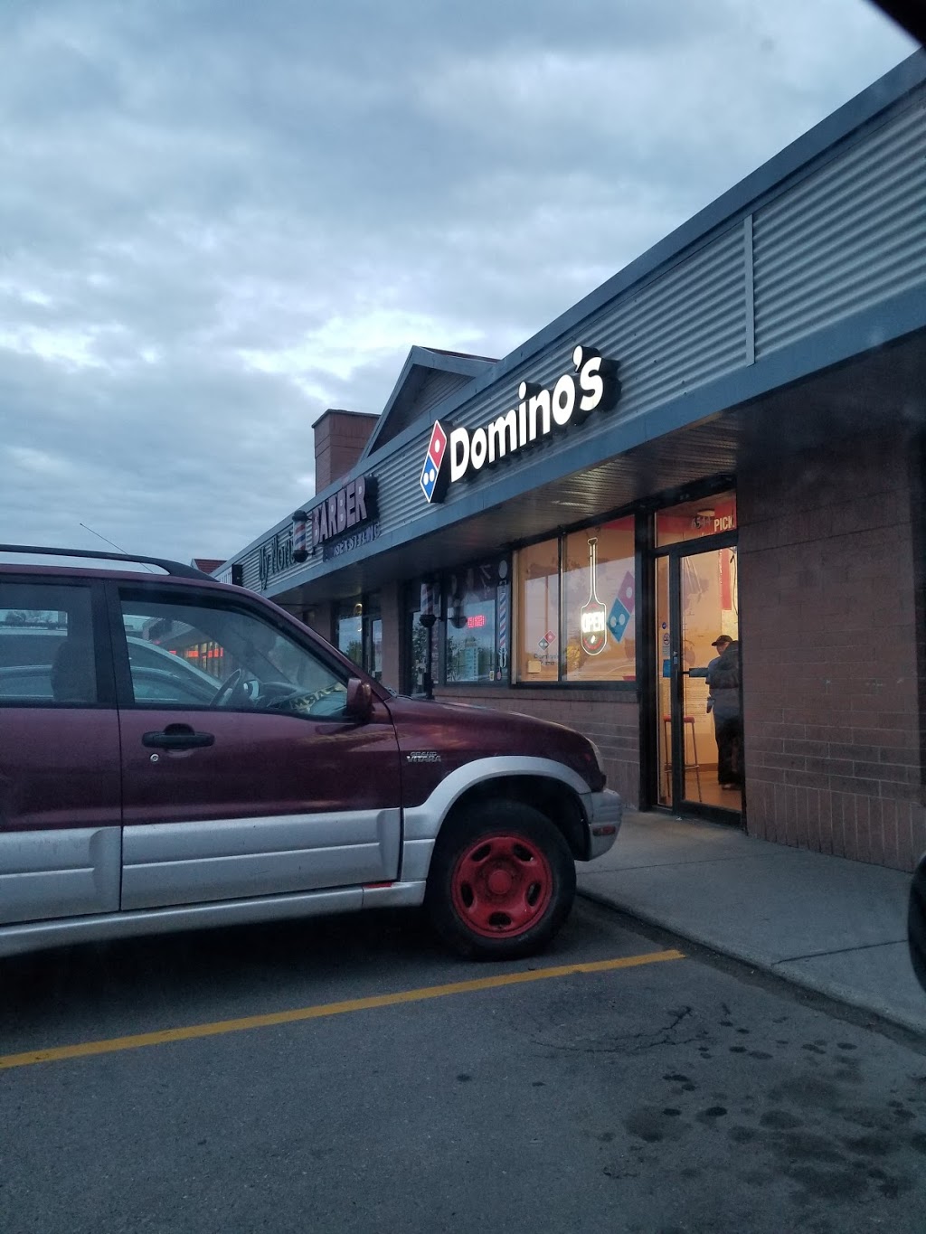 Dominos Pizza | Hunterhorn Plaza, 6544 4 St NE, Calgary, AB T2K 6H2, Canada | Phone: (403) 275-3030