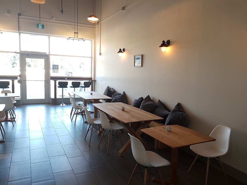 Maki Sushi & Noodle | 1218 15 Unit2, Kingston, ON K7L 0C4, Canada | Phone: (613) 545-5656