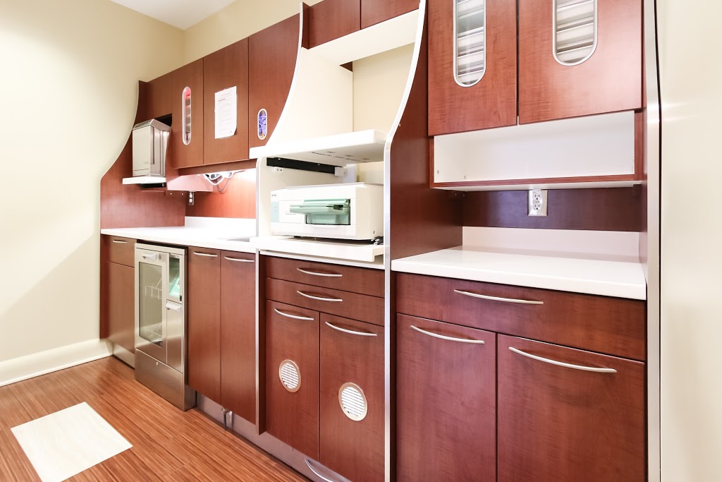 Upper Hunt Club Dental Centre | 1480 Hunt Club Rd, Ottawa, ON K1T 1M6, Canada | Phone: (613) 733-2703