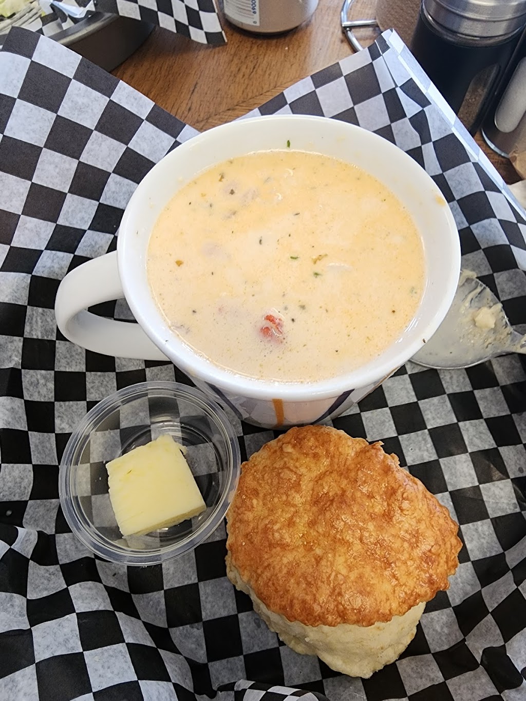 Island Favorites | 8989 Cavendish Rd, Cavendish, PE C0A 1M0, Canada | Phone: (902) 360-2126