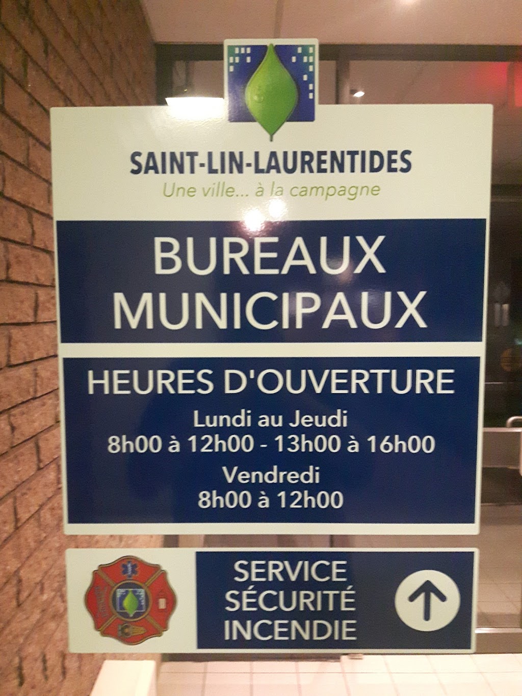 City Hall | 900 12e Avenue, Saint-Lin - Laurentides, QC J5M 2W2, Canada | Phone: (450) 439-3130