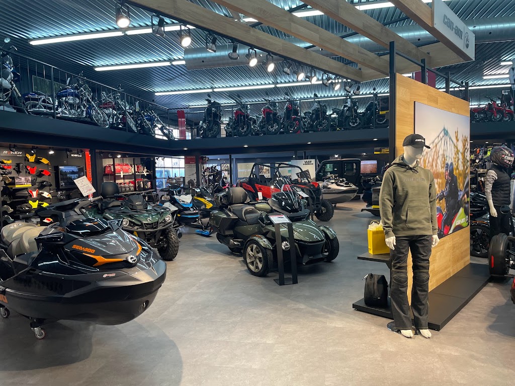 Claude Ste-Marie Sport Inc | 5925 Chem. de Chambly, Saint-Hubert, QC J3Y 3R4, Canada | Phone: (450) 678-4700