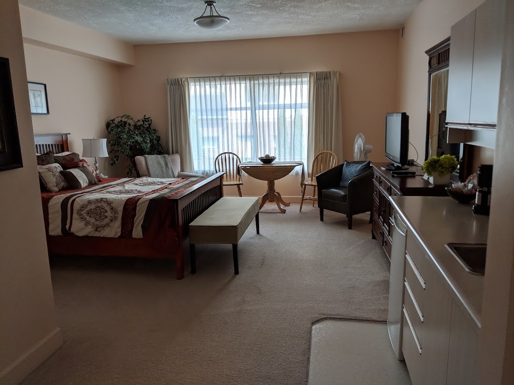 Amica Beechwood Village | 2315 Mills Rd, Sidney, BC V8L 5W6, Canada | Phone: (250) 655-0849