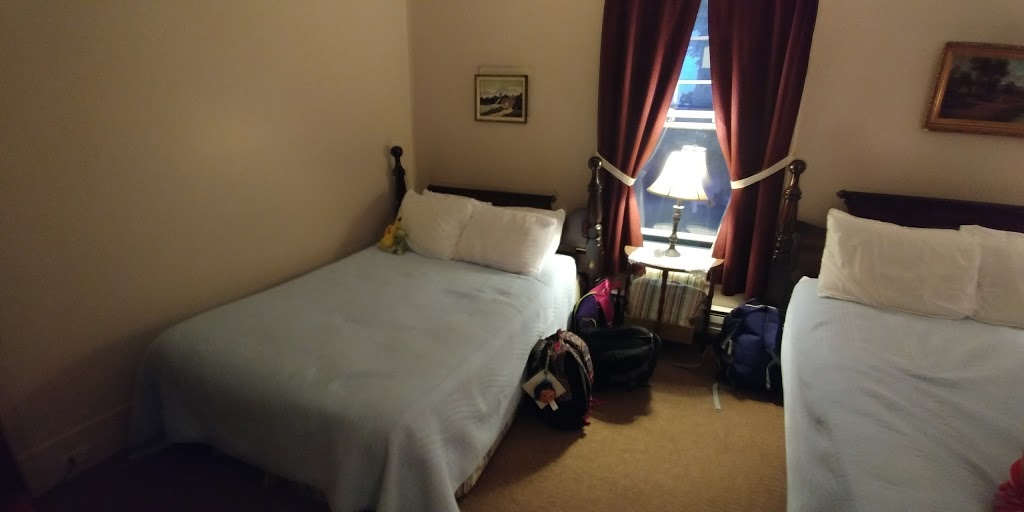 Hotel Motel Sawyerville | 18 Rue Principale N, Sawyerville, QC J0B 3A0, Canada | Phone: (819) 889-2967