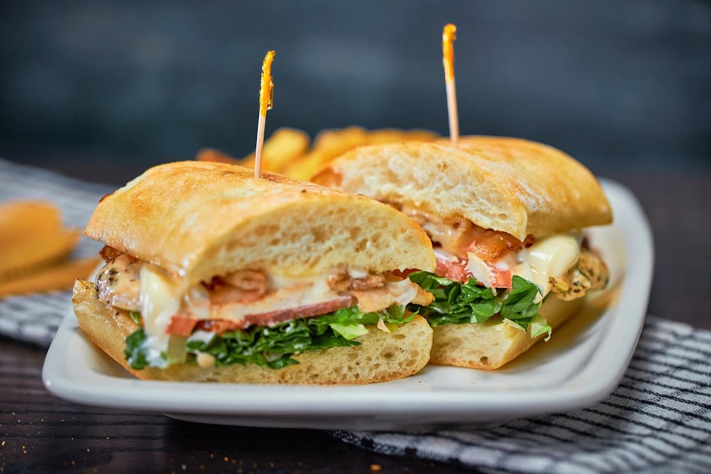 The Tipsy Fox Pub & Grill Erin | 9603 Sideroad 17, Erin, ON N0B 1T0, Canada | Phone: (519) 833-7444