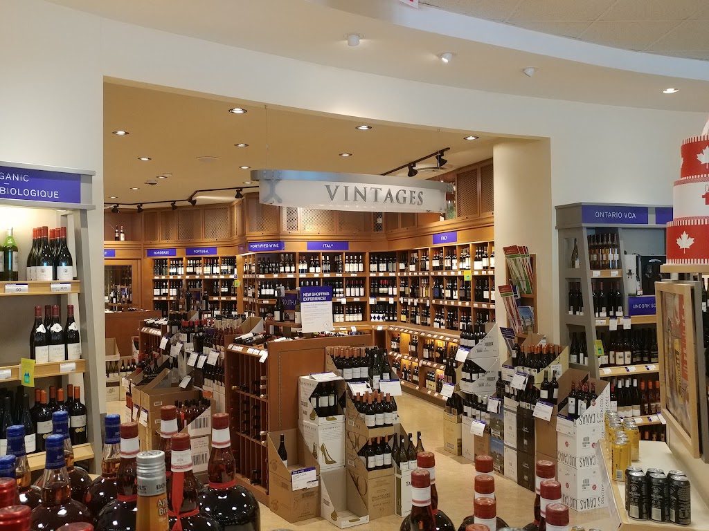 LCBO | 543 W Hunt Club Rd, Nepean, ON K2G 5W5, Canada | Phone: (613) 224-4333