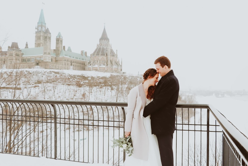 Creations Behind The Lens Photography | 26 Aintree Pl, Kanata, ON K2M 2G5, Canada | Phone: (613) 413-3779