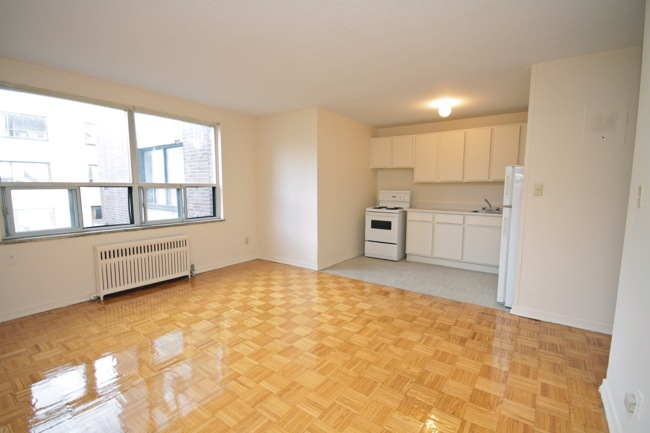 Shorecrest | 35 Spencer Ave, Toronto, ON M6K 2K1, Canada | Phone: (416) 534-0332