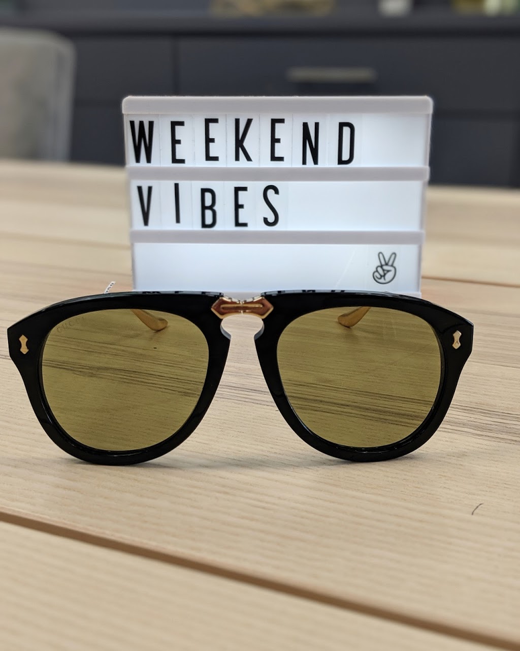 Eye Bar Optical Boutique | 4120 Dixie Rd Unit 9A, Mississauga, ON L4W 4V8, Canada | Phone: (905) 238-0202