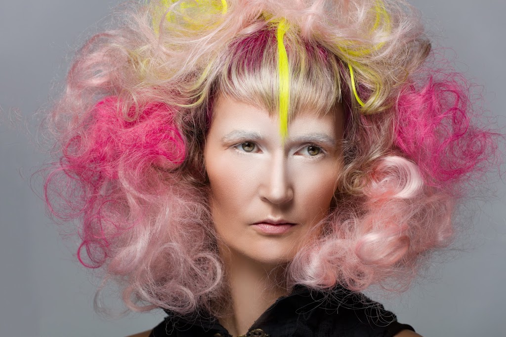Fade n Dye | 1057 Roberts Creek Rd, Roberts Creek, BC V0N 2W0, Canada | Phone: (604) 885-0400