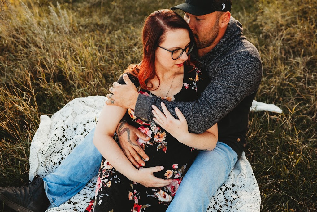 Red Earth Photography | 2205 20 Ave, Bowden, AB T0M 0K0, Canada | Phone: (587) 377-5856