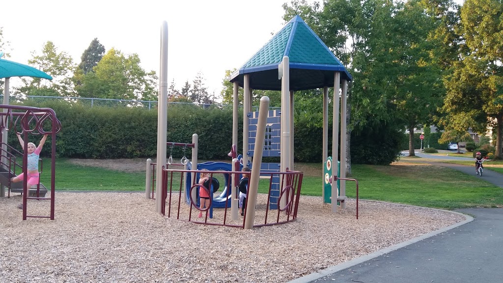 Beckwith Park | 857 Beckwith Ave, Victoria, BC V8X 3S3, Canada | Phone: (250) 475-1775