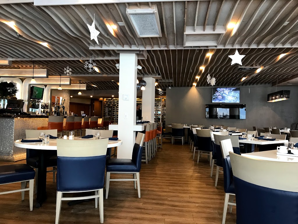 Lakeside Seafood & Grill | 9 Harbour St E, Collingwood, ON L9Y 5B5, Canada | Phone: (705) 446-3274
